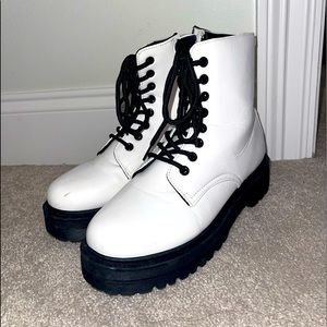 White/Black Platform Combat Boots Lace Up Size 8